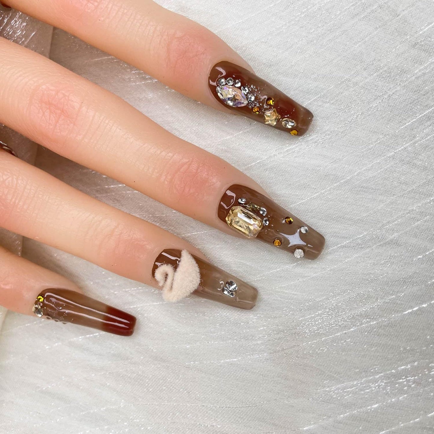 CharmFit Nails – Hazel Serenade Edition