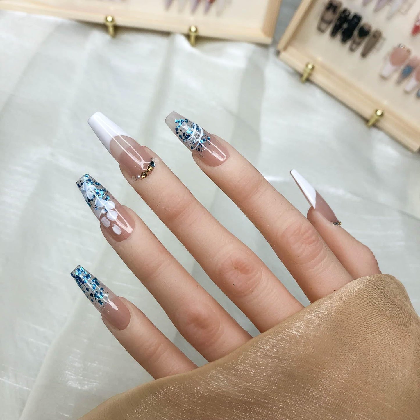 GGddsha Nails Handmade Pmma Acrylic Nails Press On NailsShort Reusable Fake False Nails Kit With Box Gifts ForWomen,Gilded Whisper