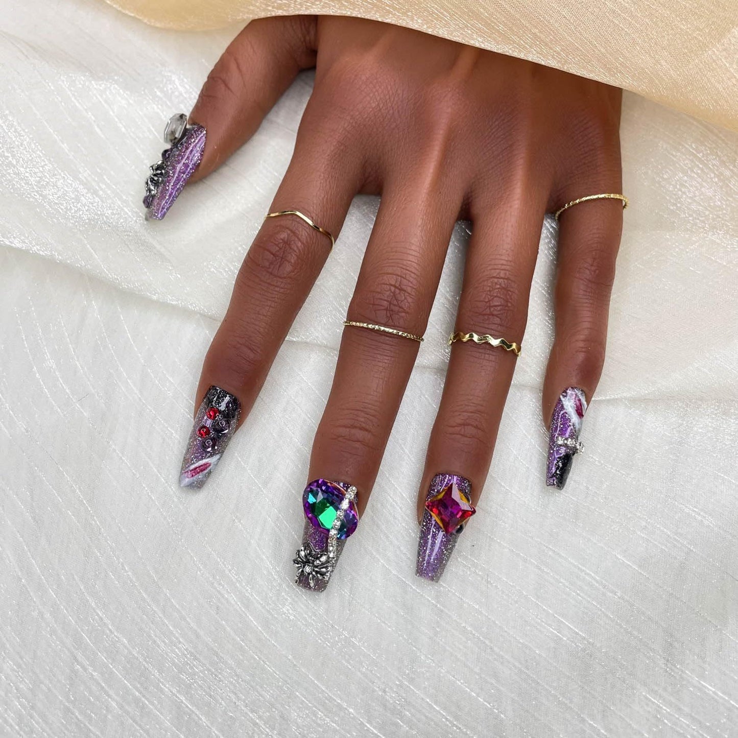 Royal Arachnid Short Press-On Nails – Handmade Gradient Soft Gel Set